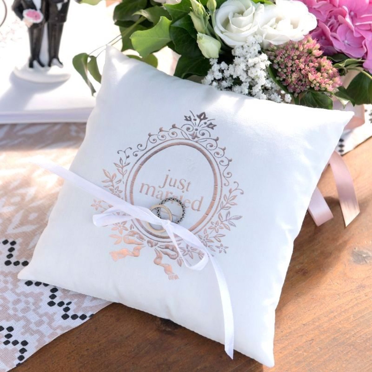 Coussin porte alliance Just Married Rose Gold