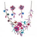 Collier et boucles doreille argentés florale et cristaux multicolores