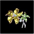 Broche femme email bijou rhodié ton argent cristal A & B multicolore