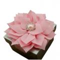 Boite à dragées carré fleur en tissu et perle rose 