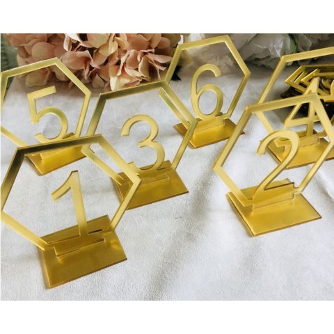 Numéro de table hexagonal en plexiglas doré x 10 pièces